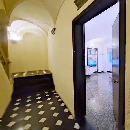 2 Passi Dall'acquario- Le Vele Al Porto Antico Genoa